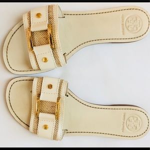 ✨Cream Tory Burch sandals✨